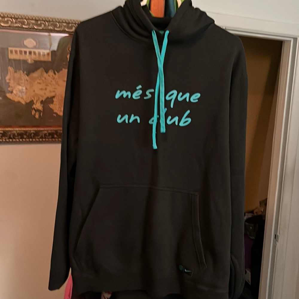 Nike Barcelona “more than a club” official stadium pullover hoodie